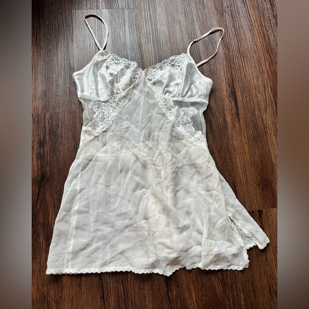 Medium Victoria's Secret Cream white Lace Chemise with sequins